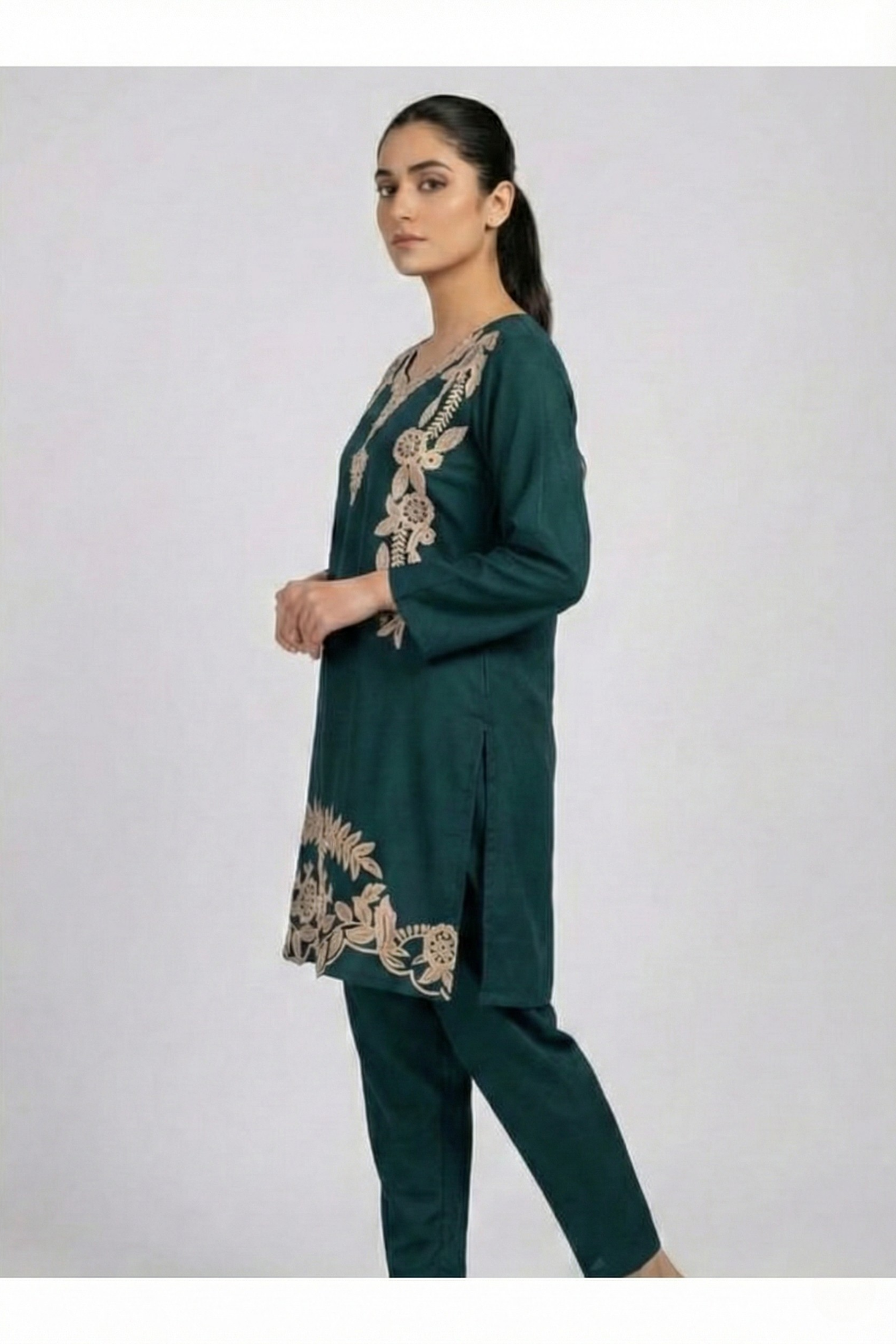 Green Aari Work Cotton Co-ord Set | Handcrafted Embroidery